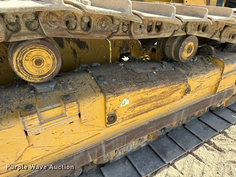 image for item EN0026 2013 Caterpillar  D6K2 XL dozer