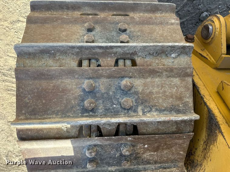 image for item EN0026 2013 Caterpillar  D6K2 XL dozer