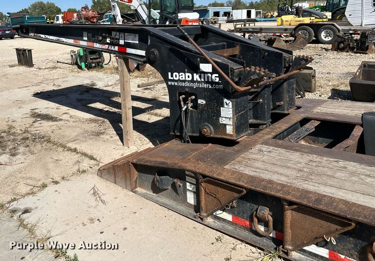 image for item EN0029 2006 Load King lowboy equipment trailer