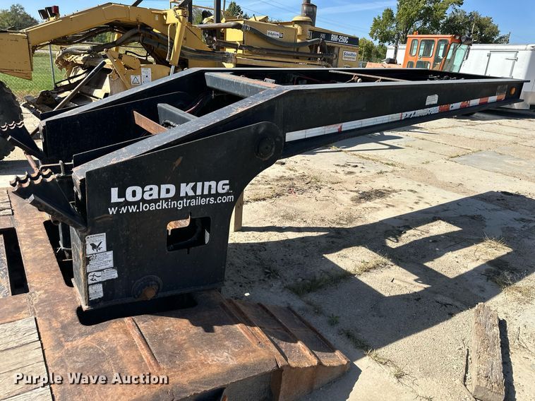 image for item EN0029 2006 Load King lowboy equipment trailer