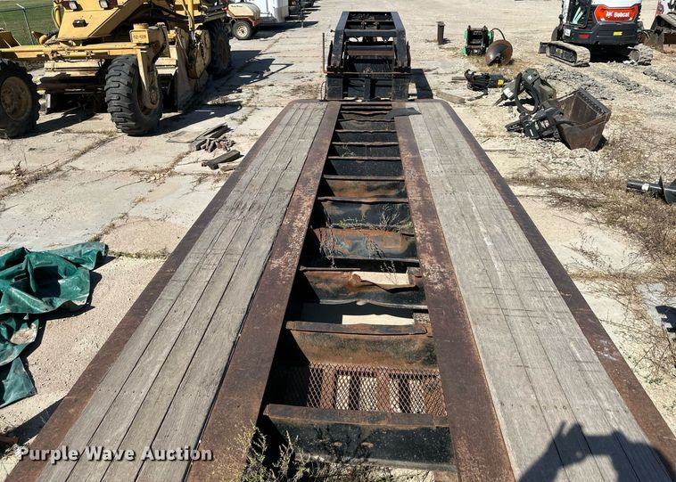 image for item EN0029 2006 Load King lowboy equipment trailer