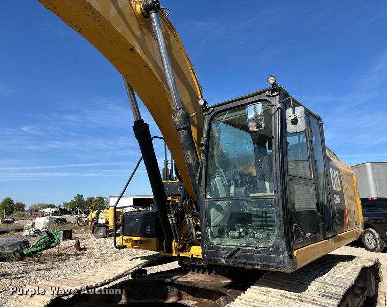 image for item EN0030 2014 Caterpillar  329EL excavator