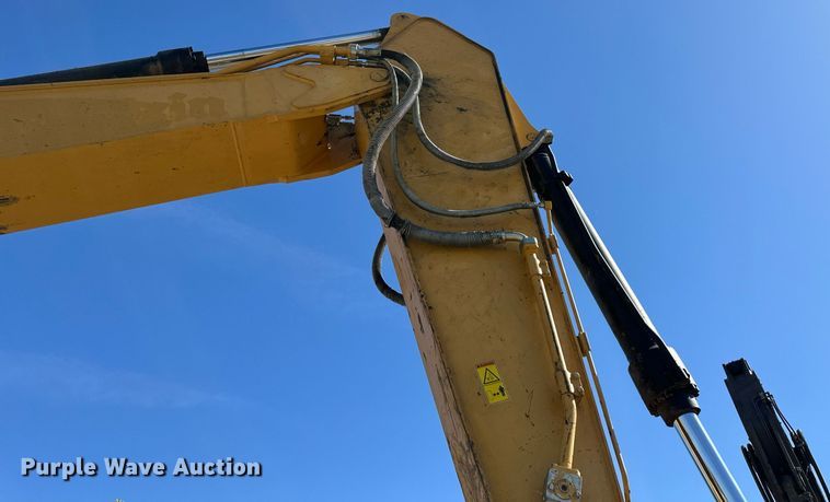 image for item EN0030 2014 Caterpillar  329EL excavator