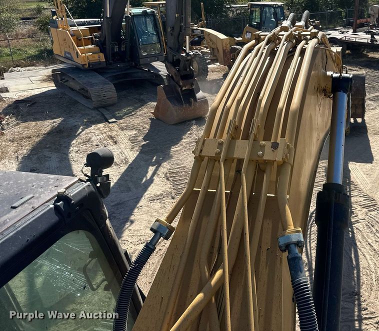 image for item EN0030 2014 Caterpillar  329EL excavator
