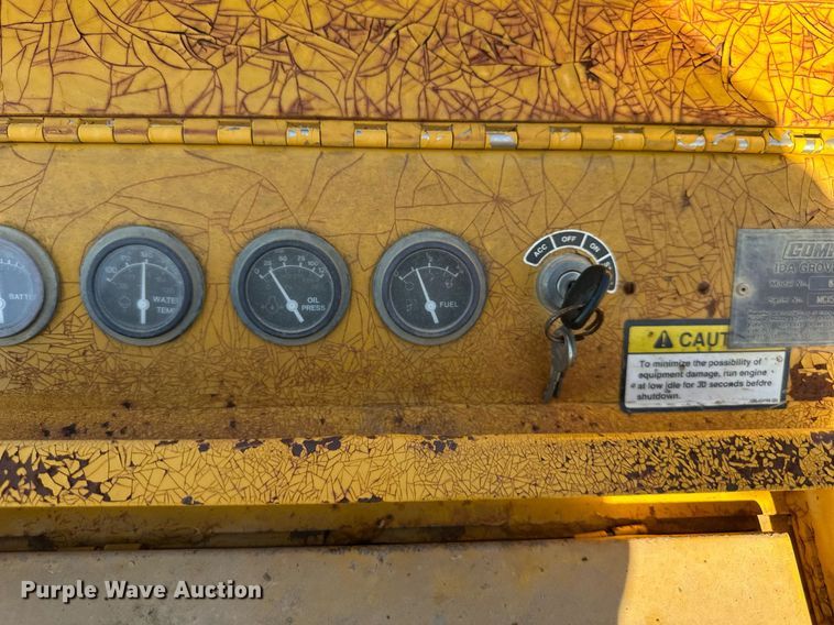 image for item EN0031 1988 Gomaco 8500B trimmer