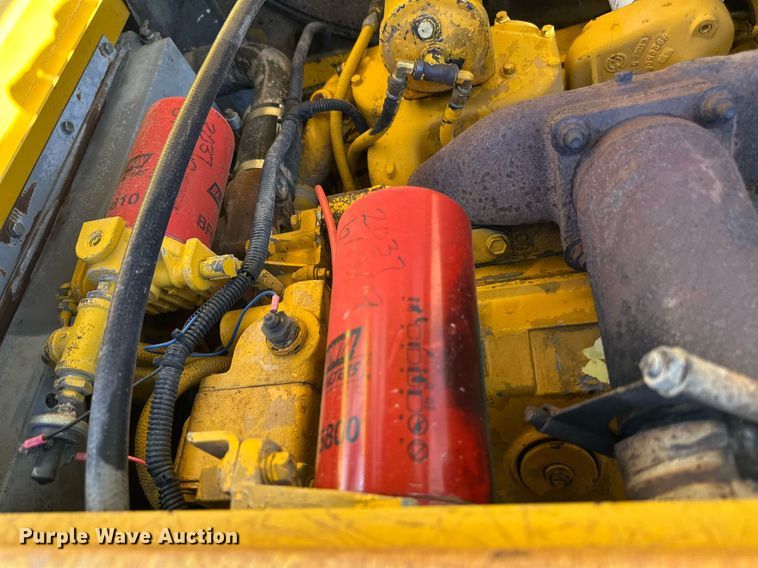 image for item EN0031 1988 Gomaco 8500B trimmer