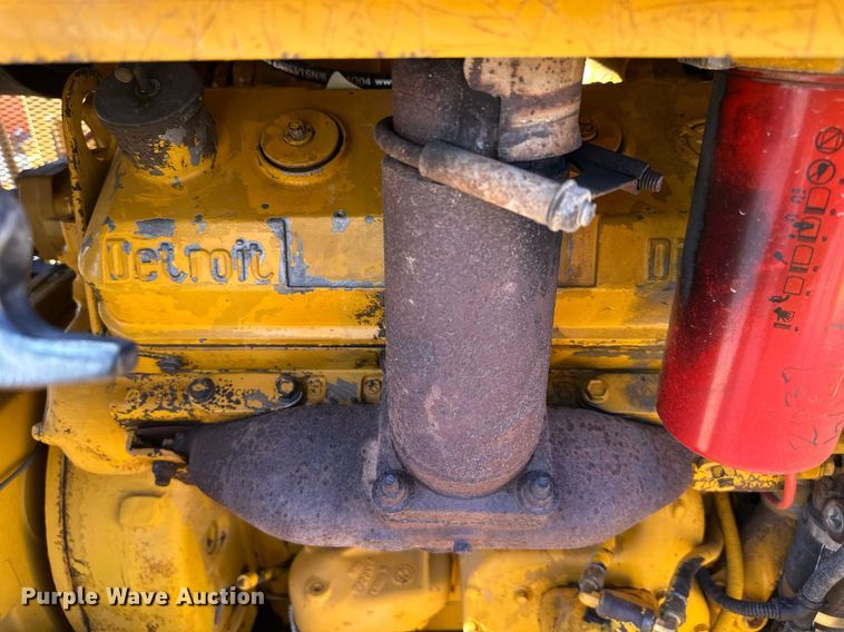 image for item EN0031 1988 Gomaco 8500B trimmer