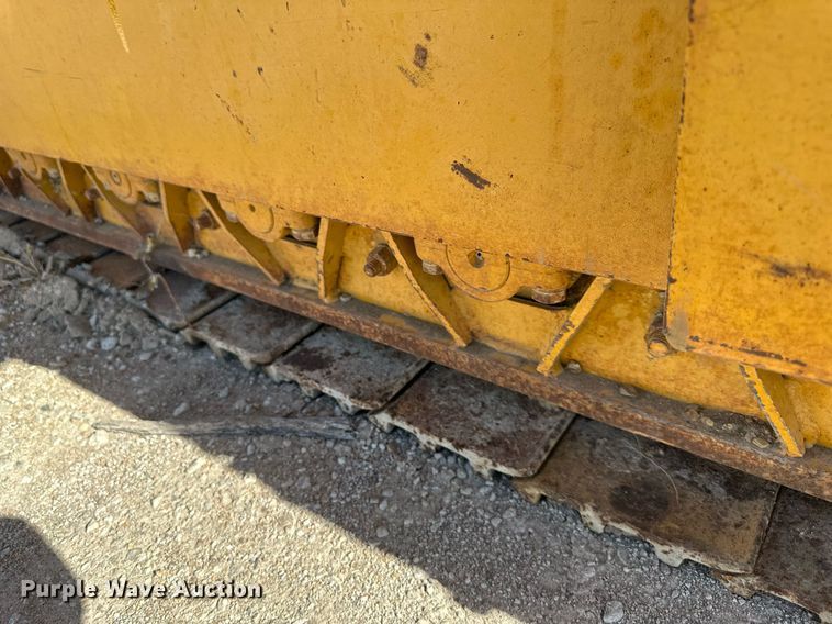 image for item EN0031 1988 Gomaco 8500B trimmer