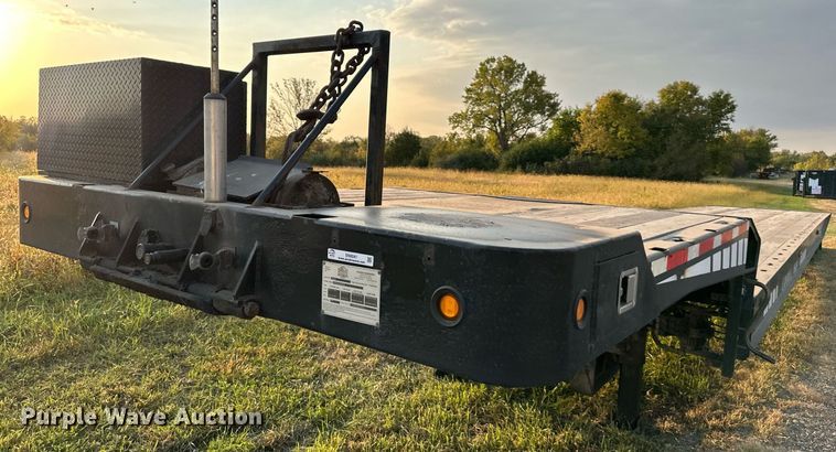 image for item EN0041 2007 Landoll 660B drop tilt deck equipment trailer