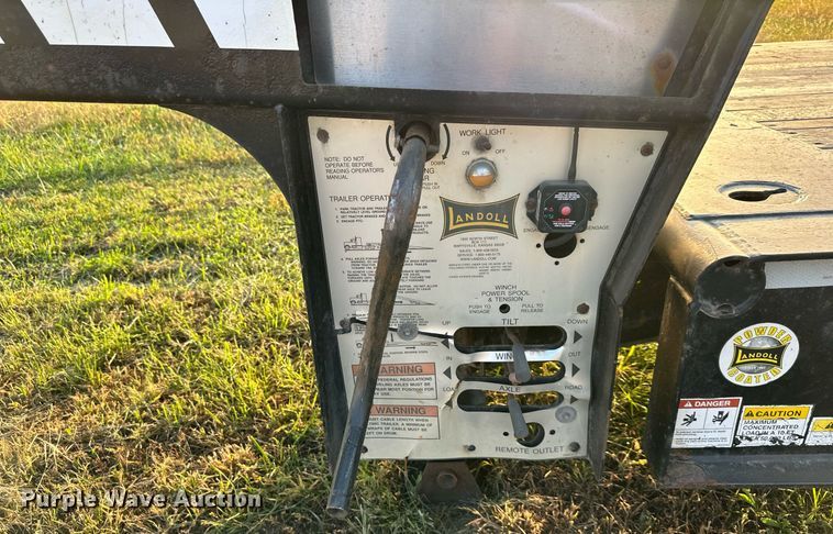 image for item EN0041 2007 Landoll 660B drop tilt deck equipment trailer