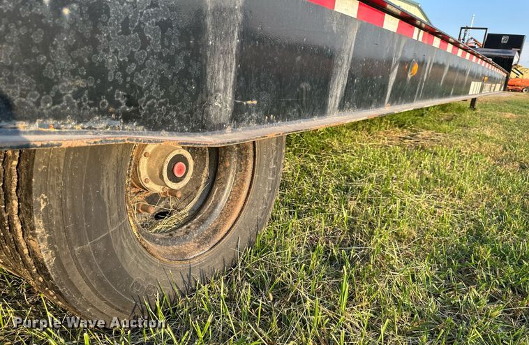 image for item EN0041 2007 Landoll 660B drop tilt deck equipment trailer