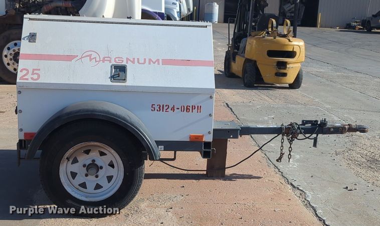 image for item EQ2259 2011 Magnum MLG25 generator