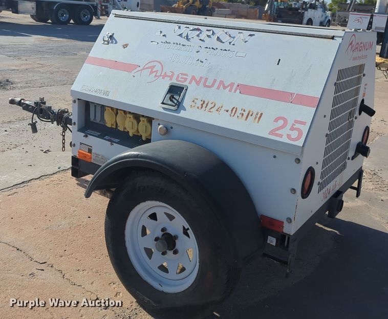 image for item EQ2259 2011 Magnum MLG25 generator