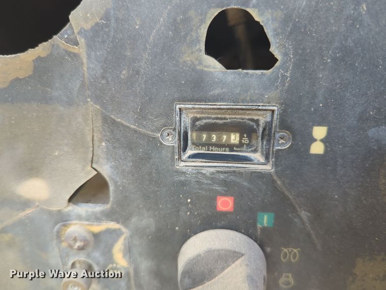 image for item EQ2262 2008 Doosan P185WJD air compressor