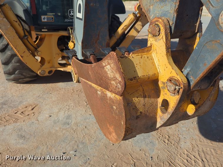 image for item EQ2263 2012 John Deere 310SJ backhoe