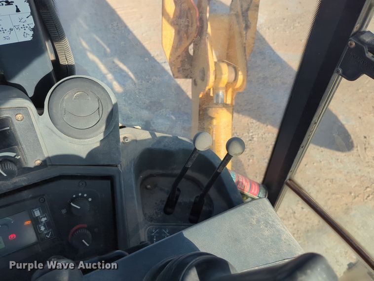 image for item EQ2263 2012 John Deere 310SJ backhoe