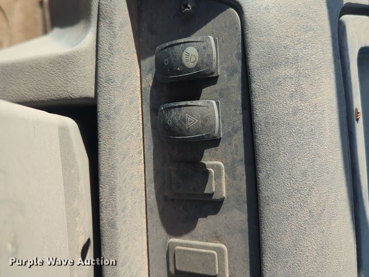 image for item EQ2263 2012 John Deere 310SJ backhoe