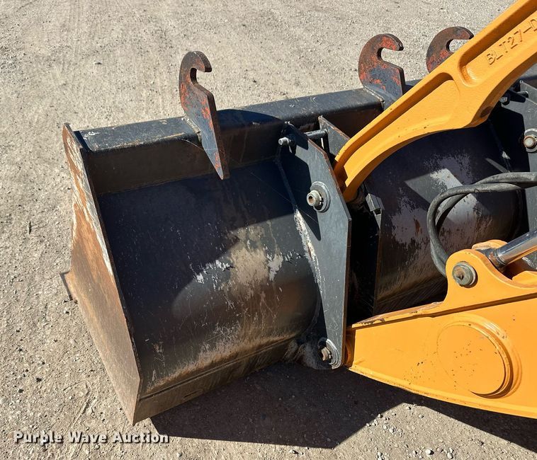 image for item ER8013 2015 Case 580 Super N backhoe