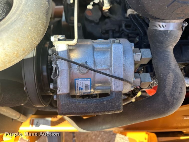 image for item ER8013 2015 Case 580 Super N backhoe