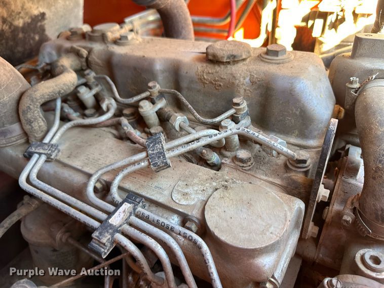 image for item ER8022 1998 Daewoo 1760 XL skid steer loader