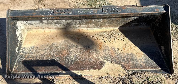 image for item ER8022 1998 Daewoo 1760 XL skid steer loader