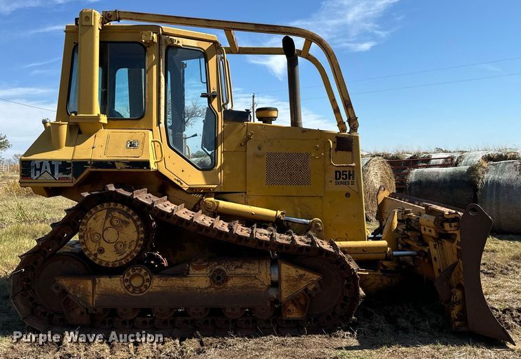 image for item IE9127 1988 Caterpillar  D5H dozer