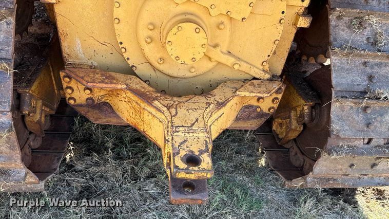 image for item IE9127 1988 Caterpillar  D5H dozer
