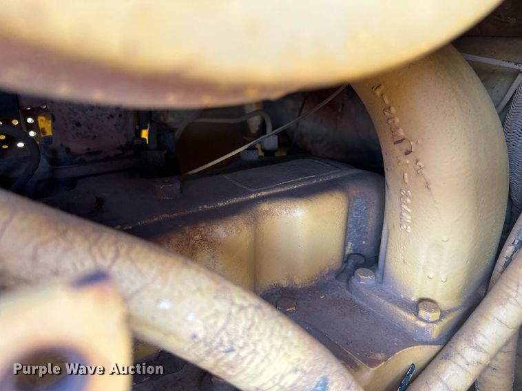 image for item IE9127 1988 Caterpillar  D5H dozer