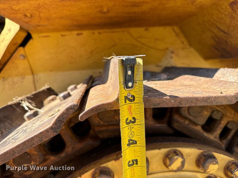 image for item IE9127 1988 Caterpillar  D5H dozer