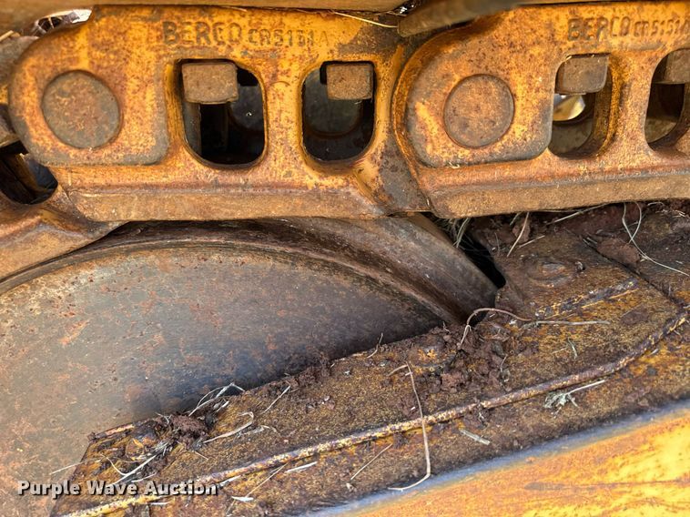 image for item IE9127 1988 Caterpillar  D5H dozer