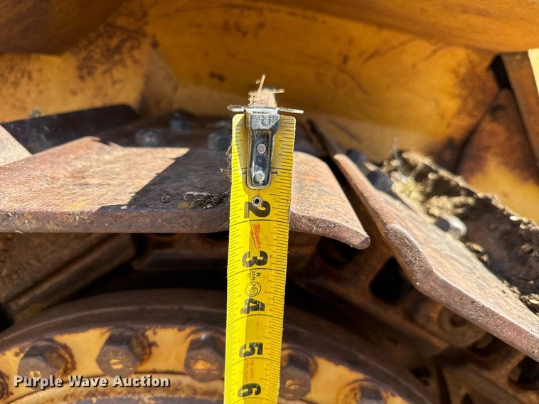 image for item IE9127 1988 Caterpillar  D5H dozer