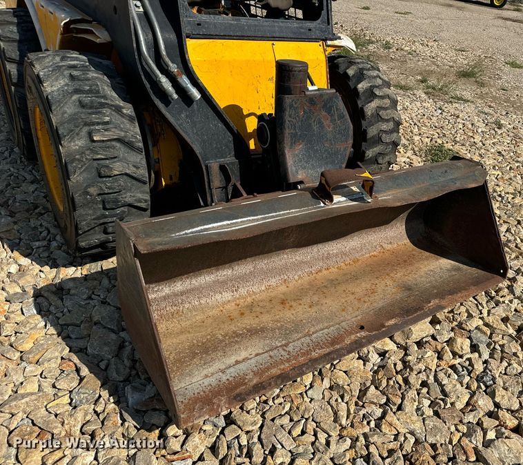 image for item IE9150 1999 JCB 185 skid steer loader