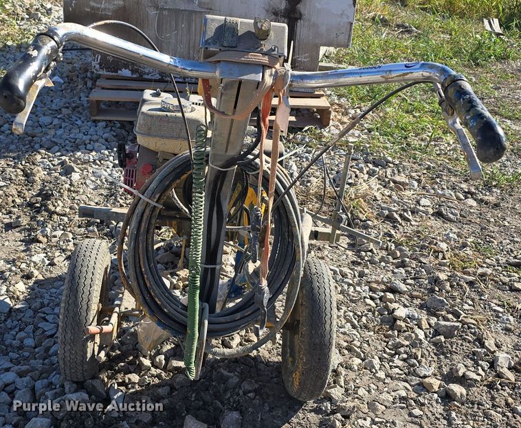 image for item IO9998 Graco Line Lazer 3400 paint sprayer