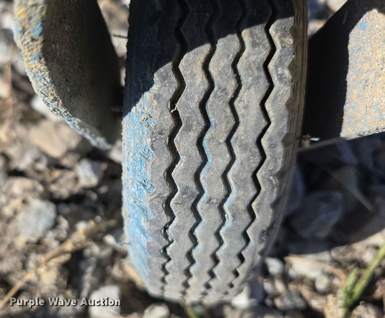 image for item IO9998 Graco Line Lazer 3400 paint sprayer