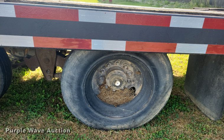 image for item JO9410 2001 Felling equipment trailer