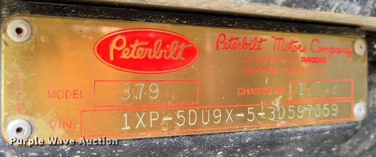 image for item JO9466 2003 Peterbilt  379 semi truck