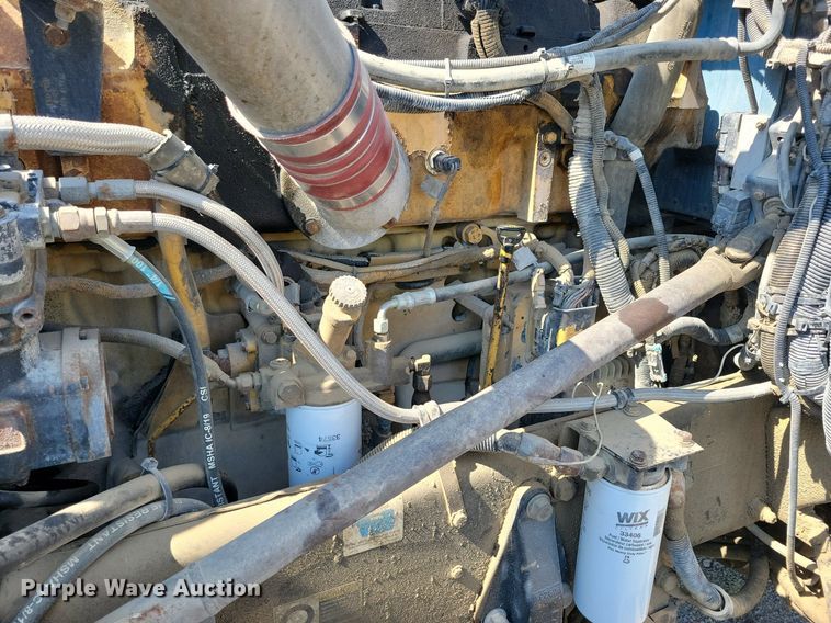 image for item JO9467 2006 Peterbilt 379 semi truck