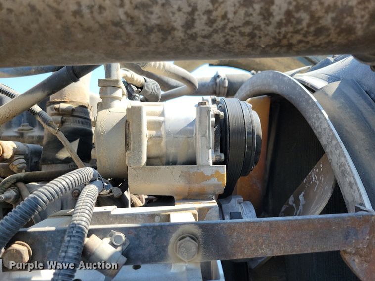 image for item JO9467 2006 Peterbilt 379 semi truck