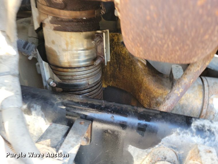 image for item JO9467 2006 Peterbilt 379 semi truck