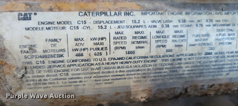 image for item JO9467 2006 Peterbilt 379 semi truck