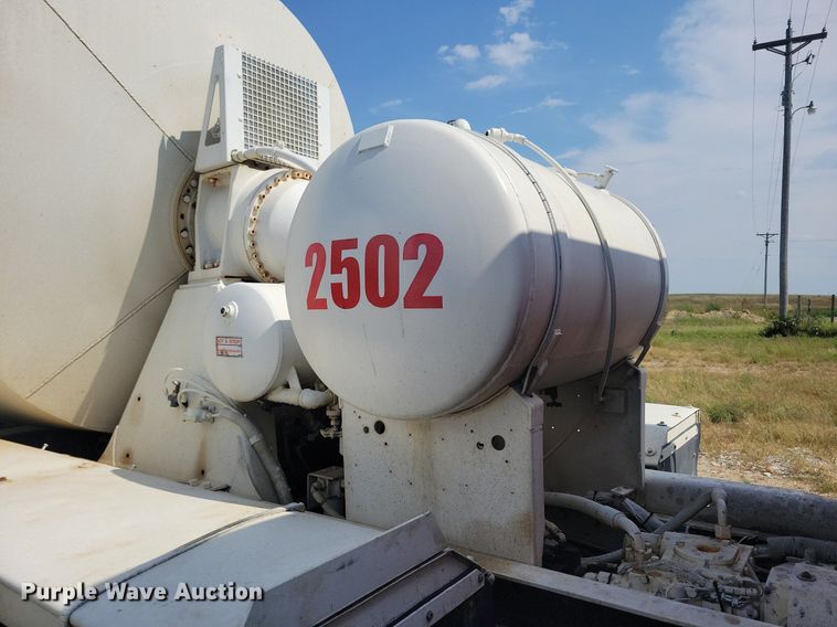 image for item JO9468 2007 Mack Granite CV500 ready mix truck