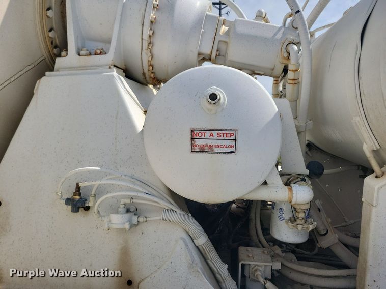 image for item JO9468 2007 Mack Granite CV500 ready mix truck