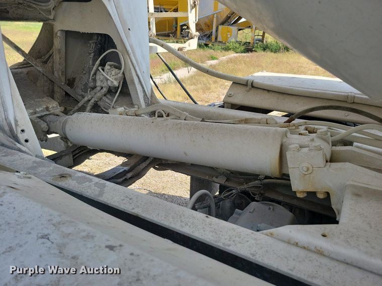 image for item JO9468 2007 Mack Granite CV500 ready mix truck