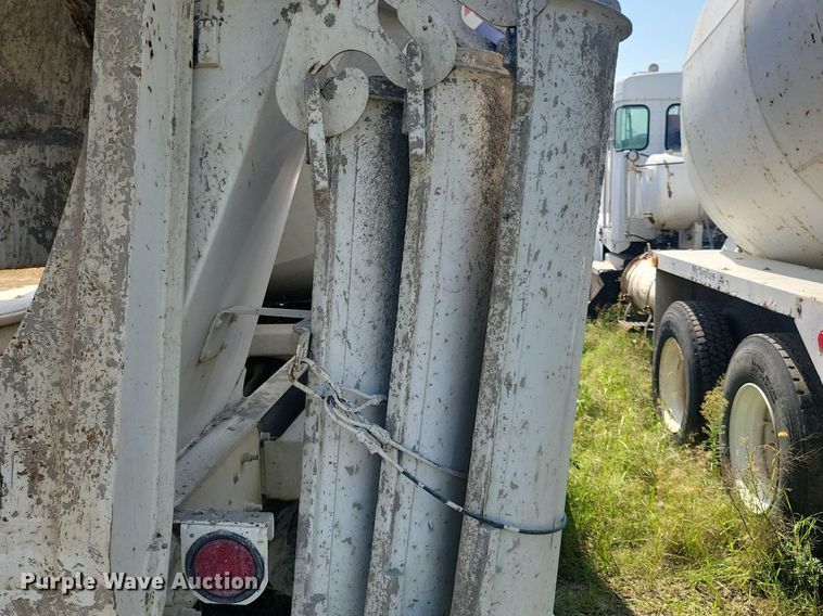 image for item JO9468 2007 Mack Granite CV500 ready mix truck