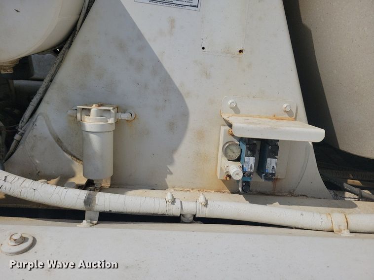 image for item JO9468 2007 Mack Granite CV500 ready mix truck