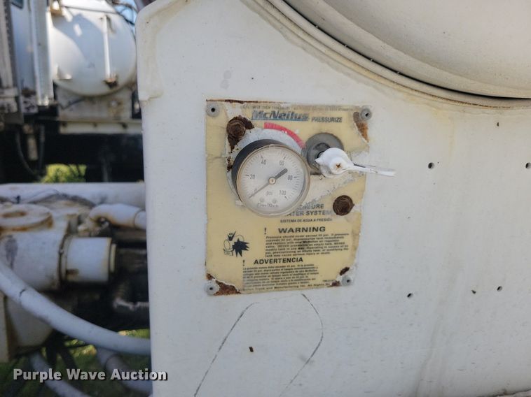 image for item JO9468 2007 Mack Granite CV500 ready mix truck