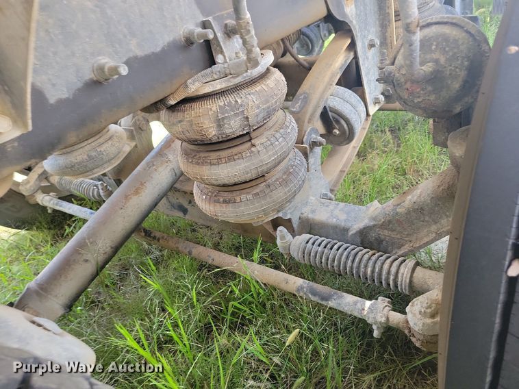 image for item JO9468 2007 Mack Granite CV500 ready mix truck