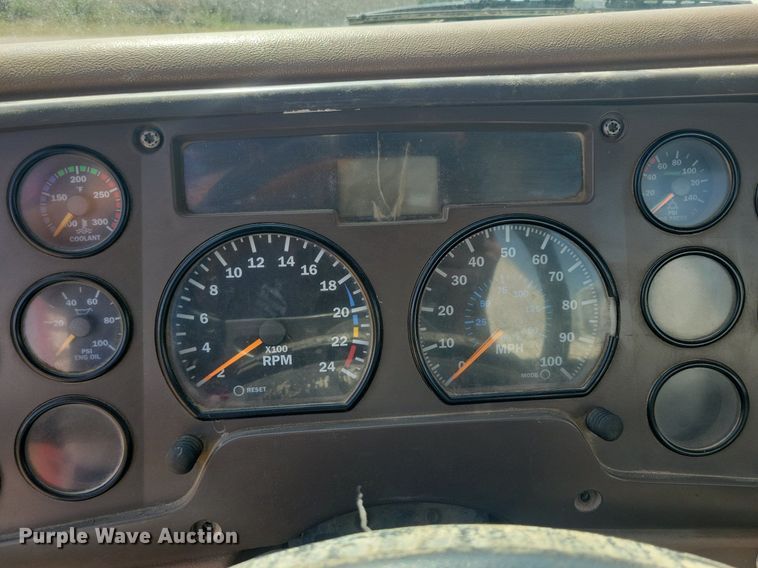 image for item JO9468 2007 Mack Granite CV500 ready mix truck