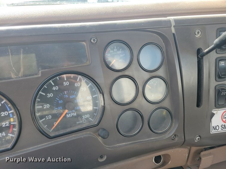 image for item JO9468 2007 Mack Granite CV500 ready mix truck