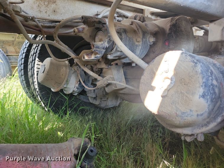 image for item JO9468 2007 Mack Granite CV500 ready mix truck